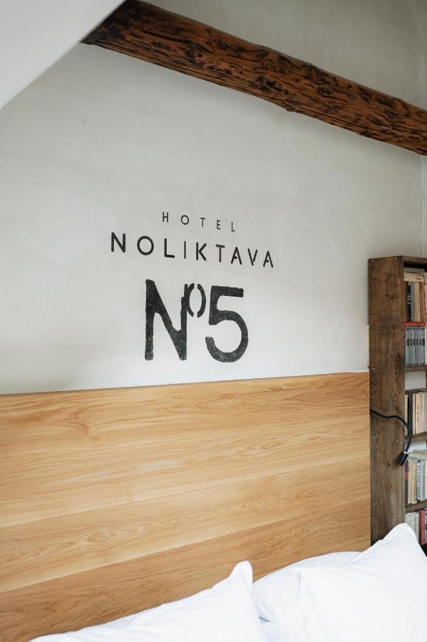 ホテル Noliktava No 5 クルディーガ エクステリア 写真